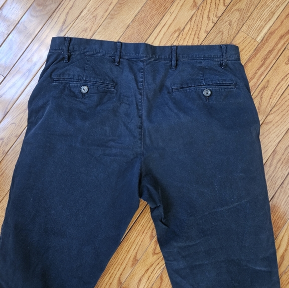 Men's 36W Khaki Pants - Picture 4 of 7